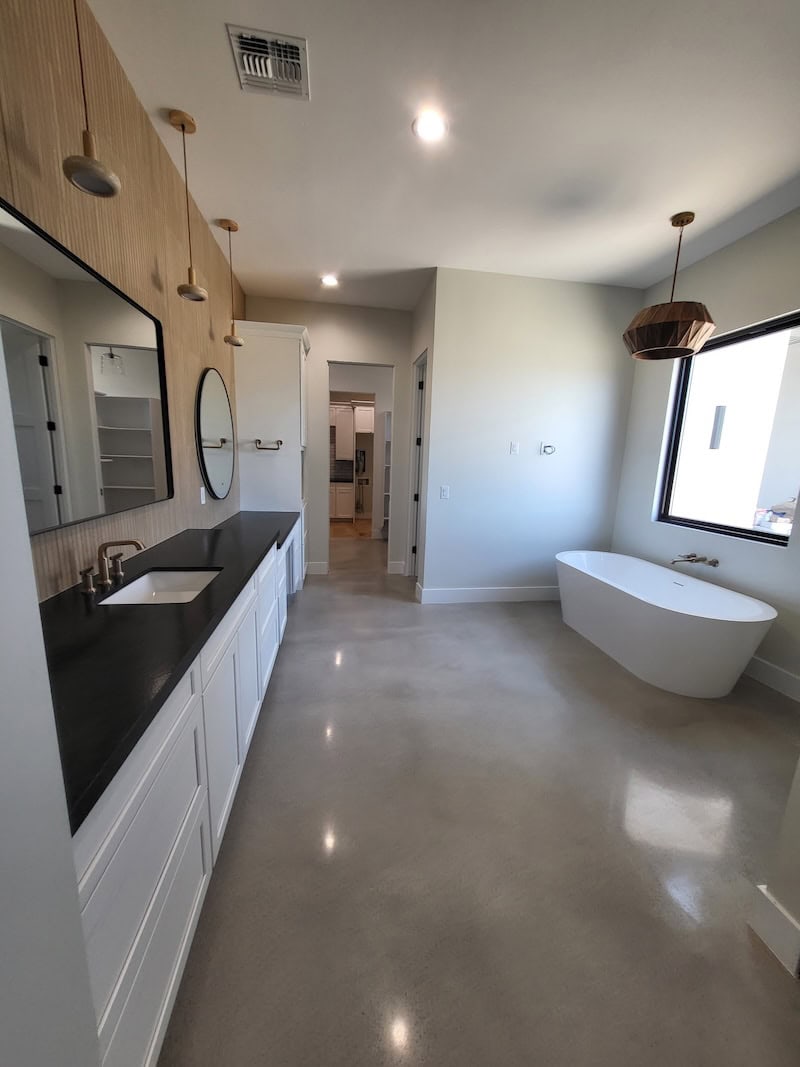 Seamless Bath Space Luxury Aggregate Polishing Finish