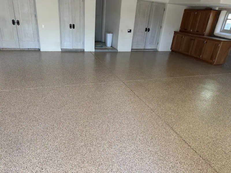 Finished High-Gloss Multi-Flake Garage Flooring