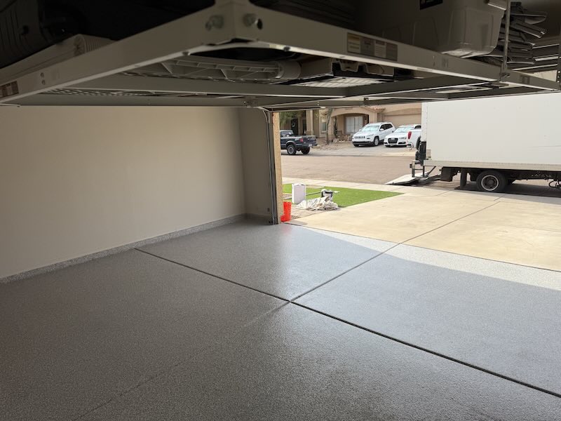 Clean Finished Wall Coving Joint Alignment
