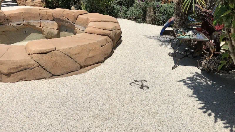 Trowelled Finish Around Curved Spa Outlets