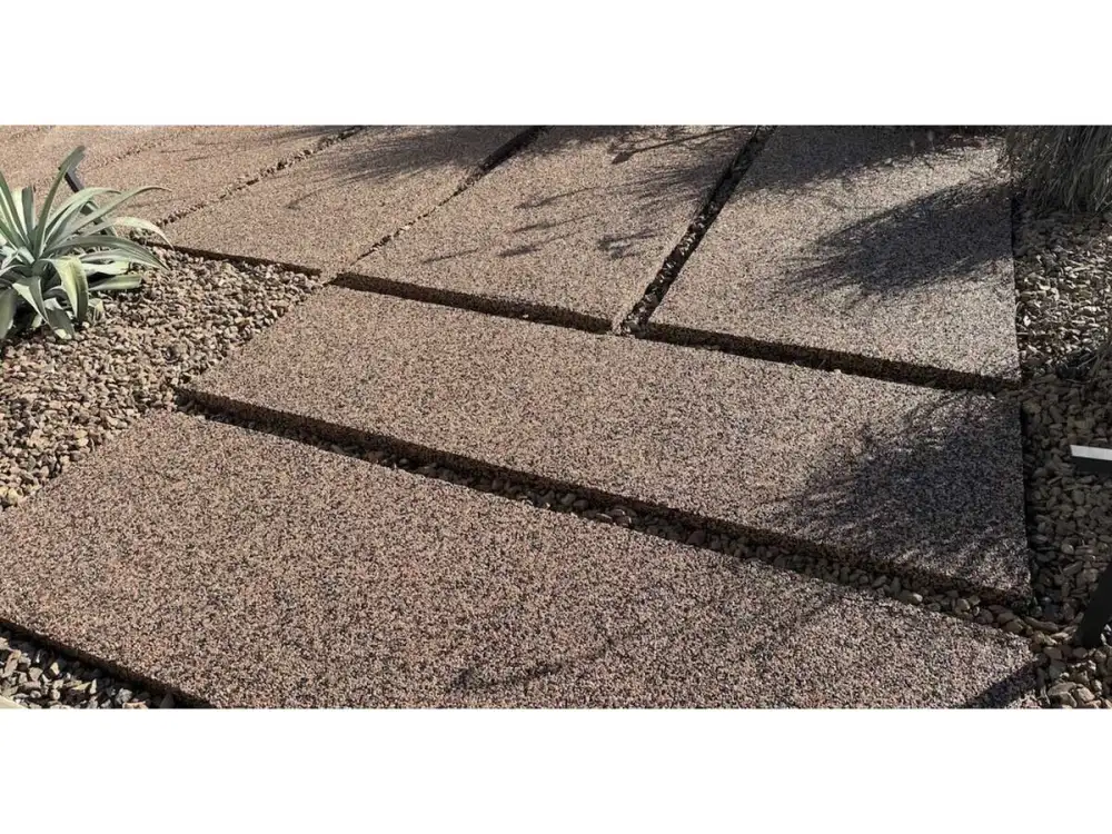 Seamless Bound Epoxy Pebble Stone Pool Deck